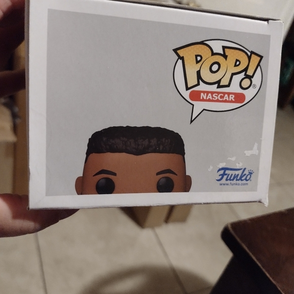 FUNKO POP! NASCAR: BUBBA WALLACE (DR. PEPPER) 17 59235 VINYL FIGURE NEW. - Picture 12 of 14